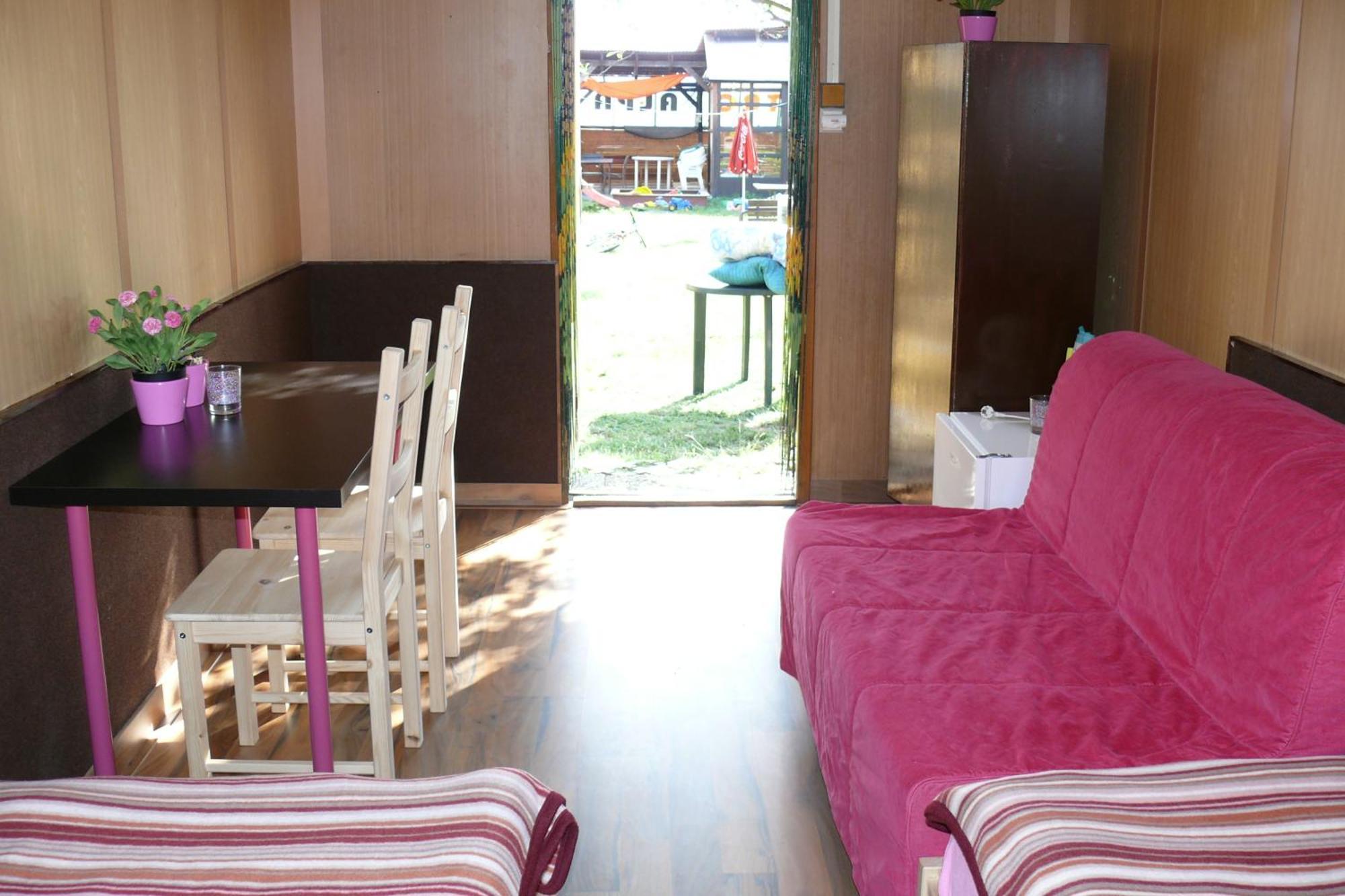 Camp Alpa Hotel Ostrovačice Eksteriør billede